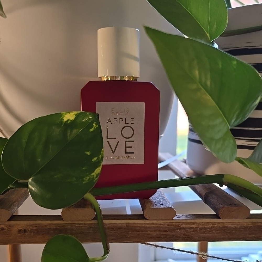 Apple Love Perfume